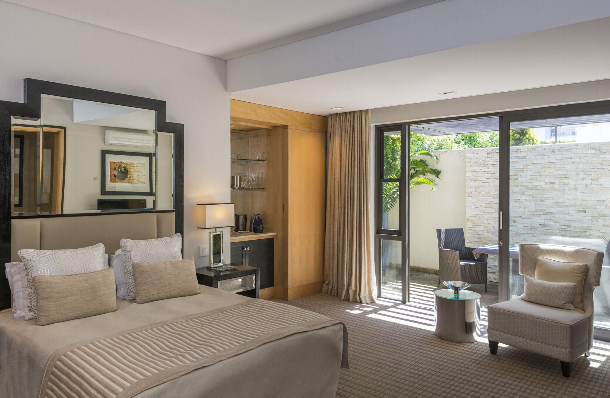 Hotel No5 Boutique Art By Mantis Port Elizabeth