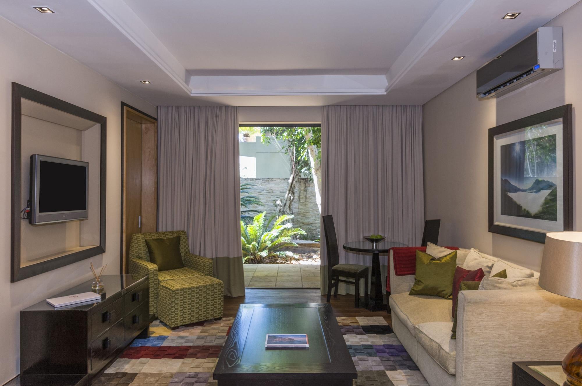 No5 Boutique Art By Mantis Hotel