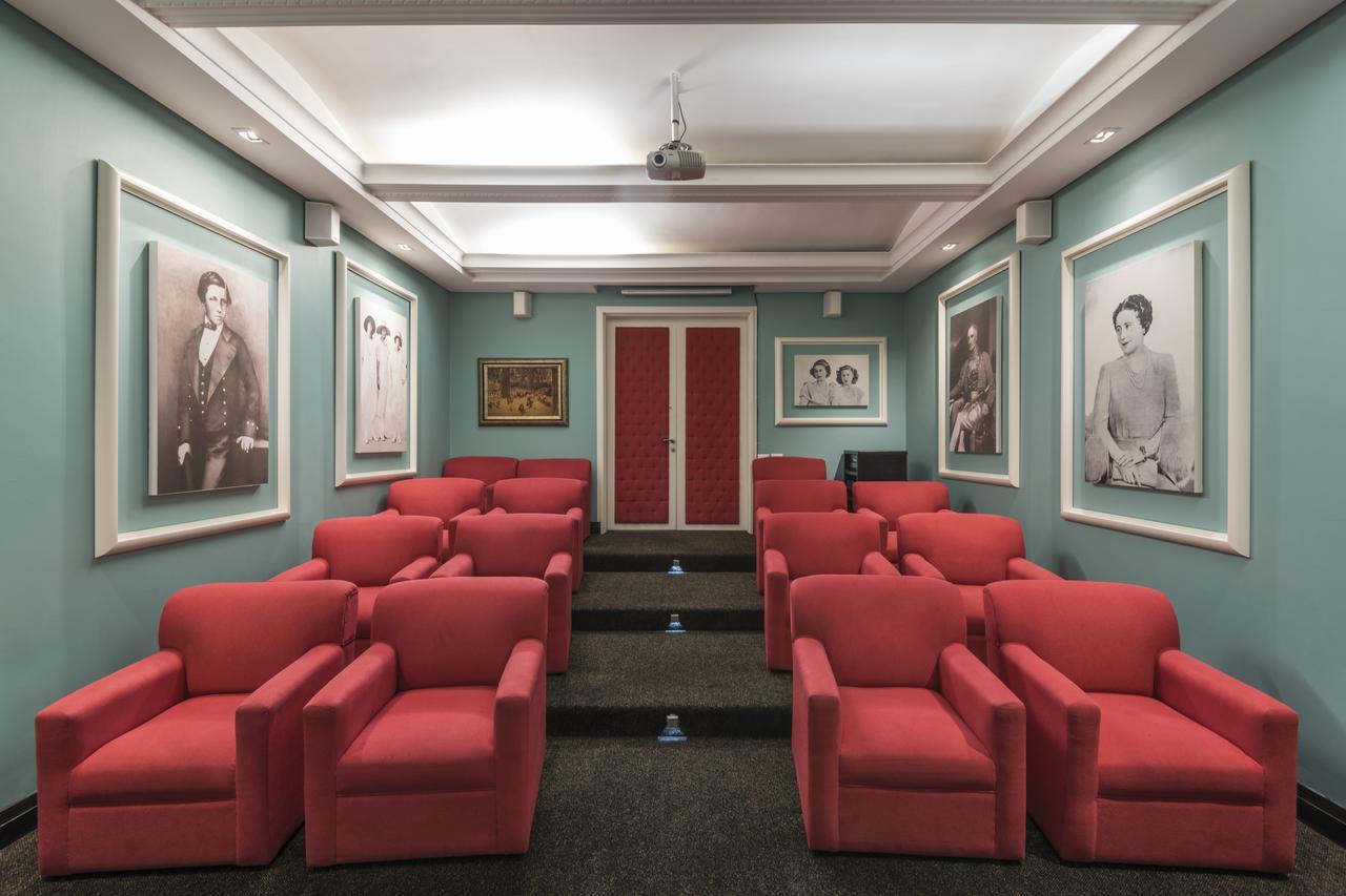 Hotel No5 Boutique Art By Mantis